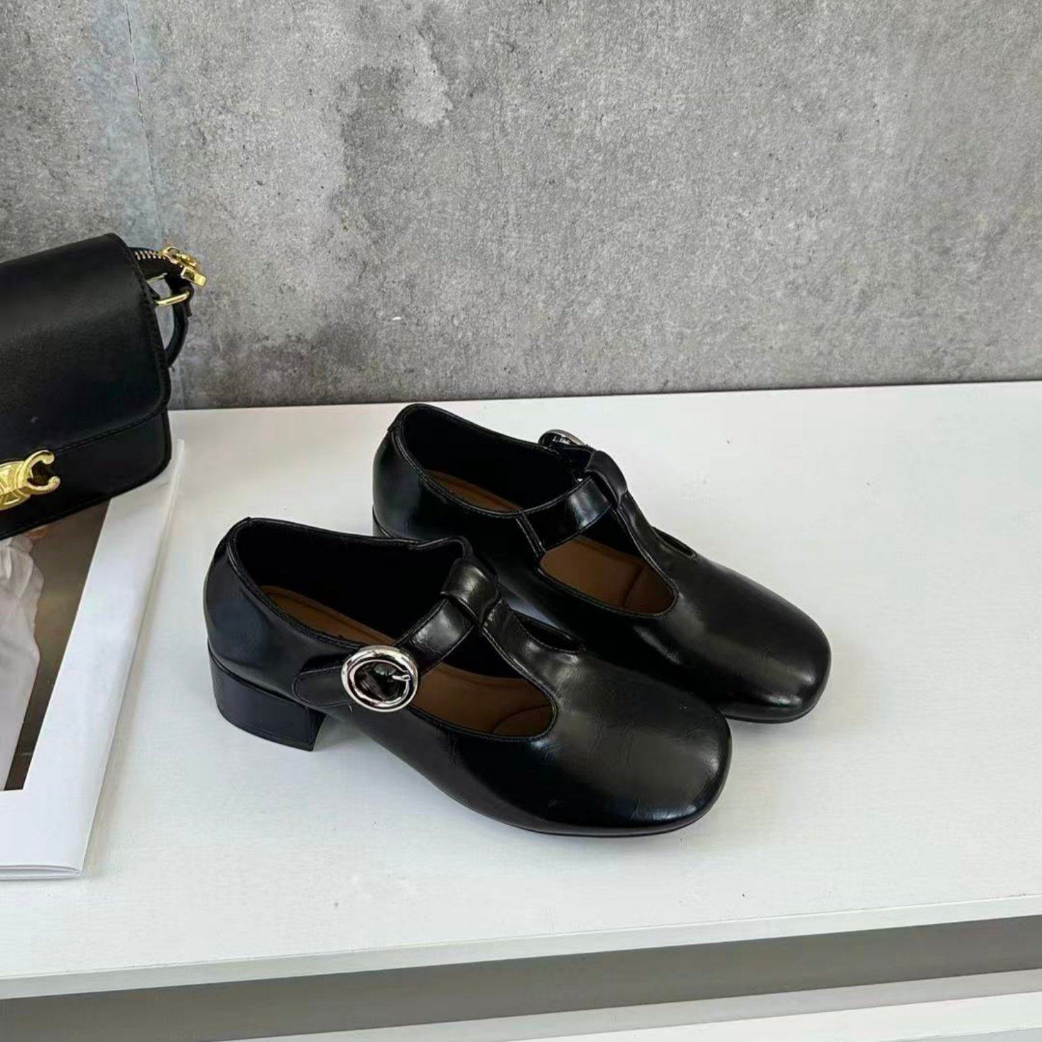 法式复古风黑色玛丽珍鞋女2026春季新款一字扣带通勤百搭粗跟单鞋,女鞋,玛丽珍鞋,淘宝优惠券,粉丝福利购,淘宝优惠卷