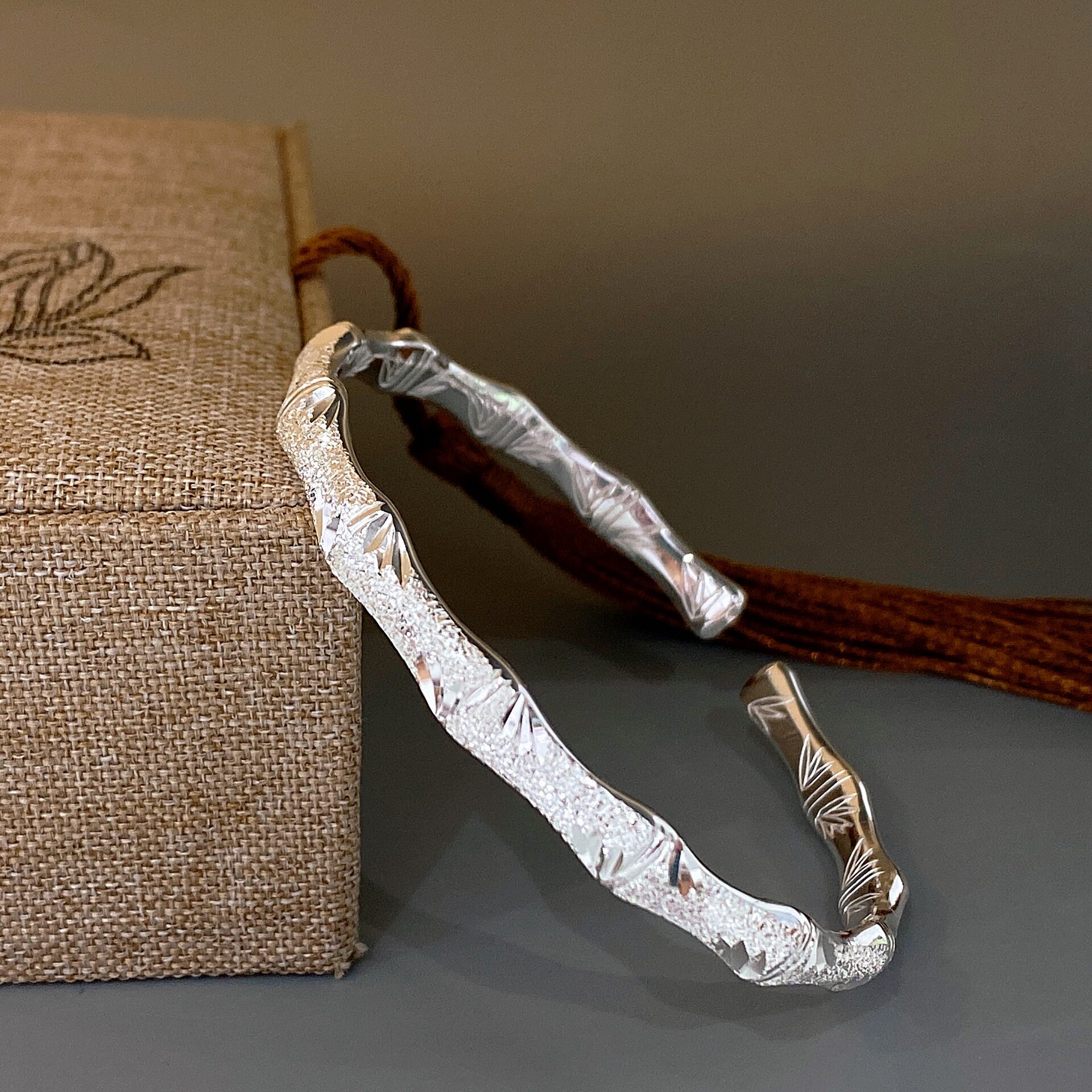 千足银s999纯银节节高升竹报平安钉砂开口足银手镯子饰品送女友