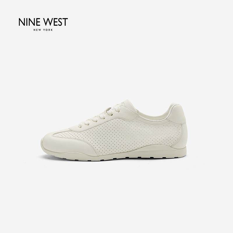 NineWest/玖熙透气网面德训鞋图片