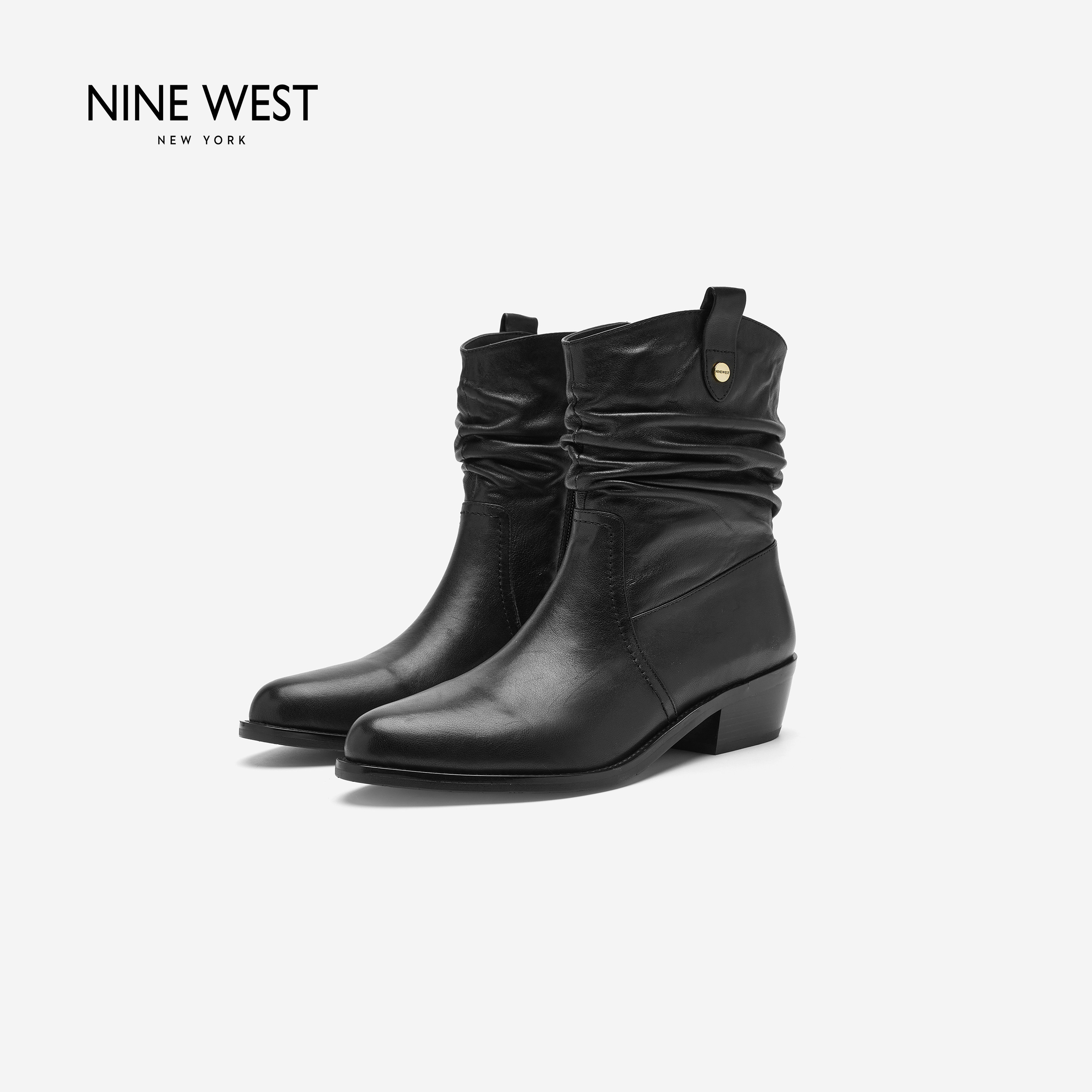 Nine West/玖熙堆堆褶皱西部风中筒靴女光面堆褶侧拉链方跟时装靴