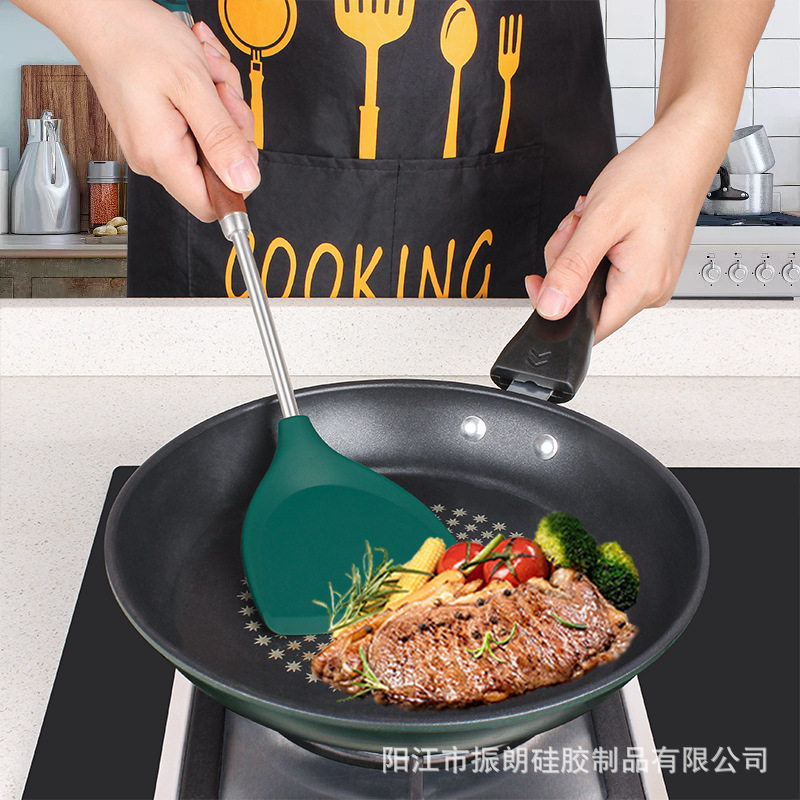 胡桃木手柄硅胶汤勺锅铲2