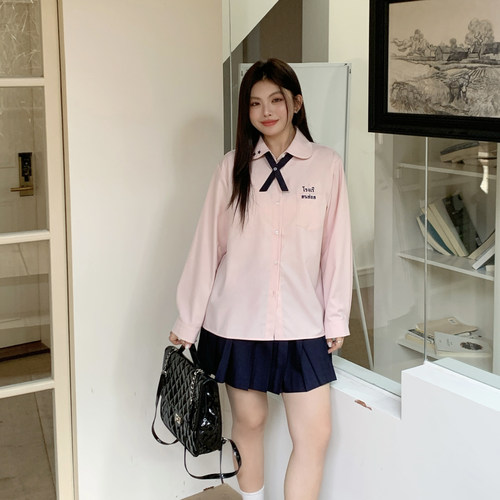 大码女装粉色娃娃领衬衫百褶裙