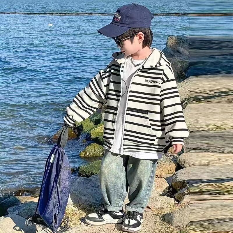 男童外套春装2024新款儿童春秋款洋气连帽上衣男孩春季条纹开衫潮