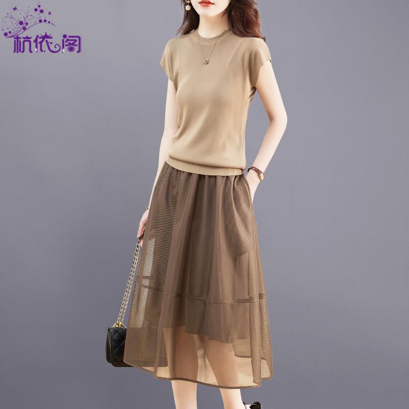 两件套连衣裙女夏季2025新款高级感气质洋气减龄显瘦爆款套装裙子