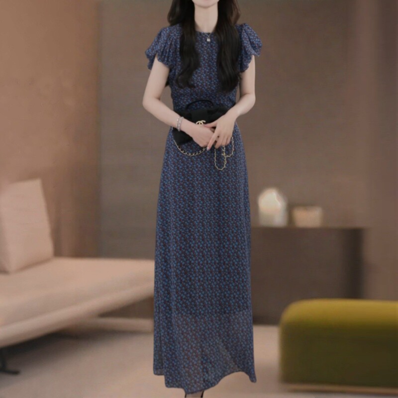 法式温柔风碎花圆领连衣裙女夏季胖mm收腰显瘦优雅气质泡泡袖长裙