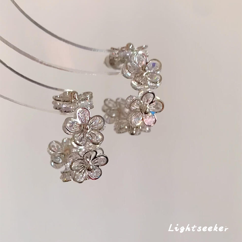 锆石镂空花朵耳环2025新款爆款