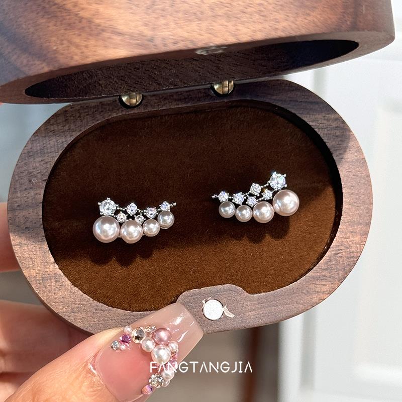 仿锆石珍珠弧形耳环2025新款爆款