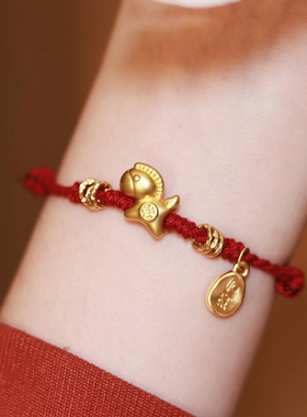 马年本命年红绳手链轻奢小众精致高级感金色小马如意吊坠编织手绳