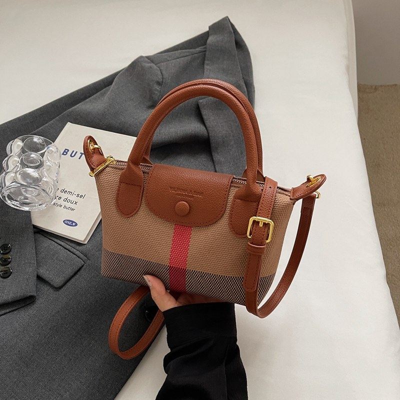 CITEXLV官方旗舰店香港欧美时尚真皮饺子包2025新款休闲百搭单肩,箱包皮具/热销女包/男包,小方包,淘宝优惠券,粉丝福利购,淘宝优惠卷