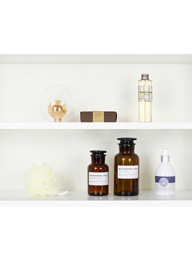 软装摆放浴室柜装饰品摆件