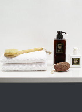 软装浴室柜道具摆件卫生间浴巾