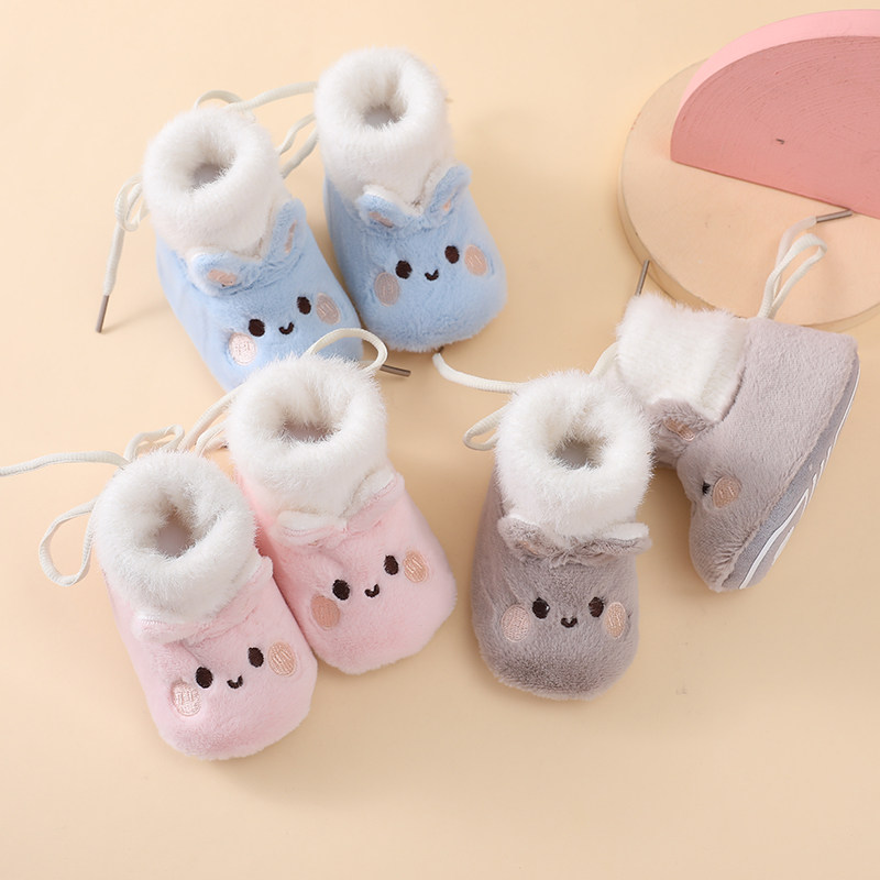 步前鞋秋冬可爱婴儿鞋子