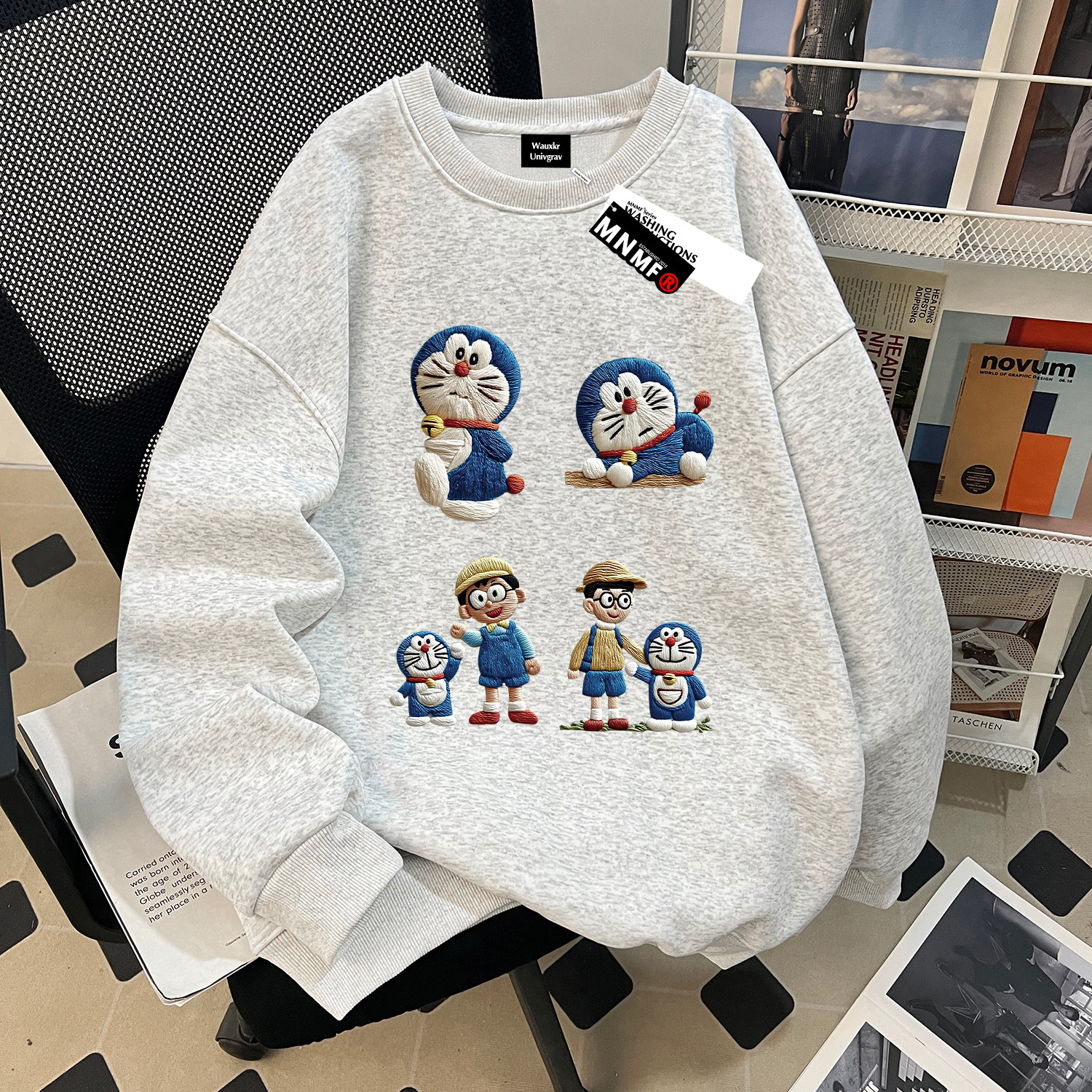 秋季2025新款男童圆领卫衣卡通哆啦A梦仿刺绣中大童薄款百搭上衣