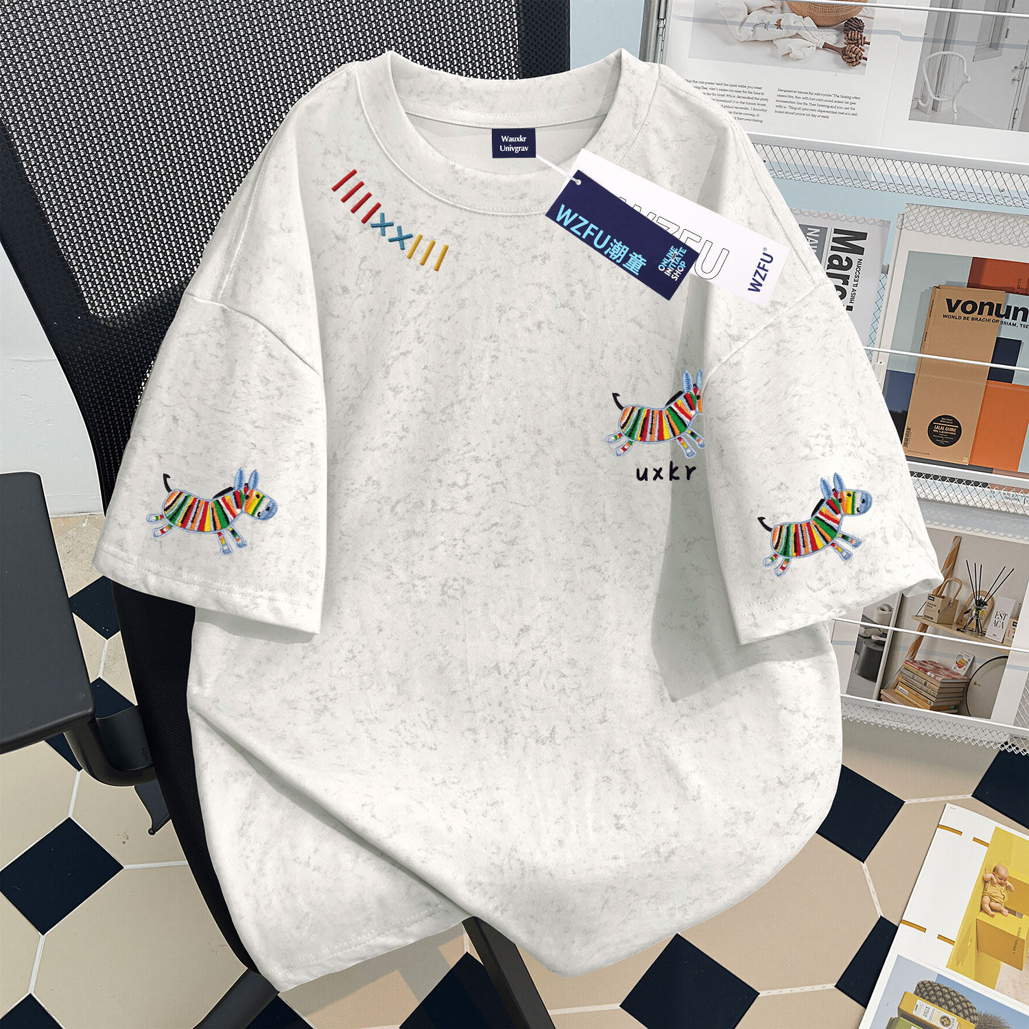 女童2026马年新款纯棉扎染短袖T恤中大童仿刺绣简约小马宽松上衣