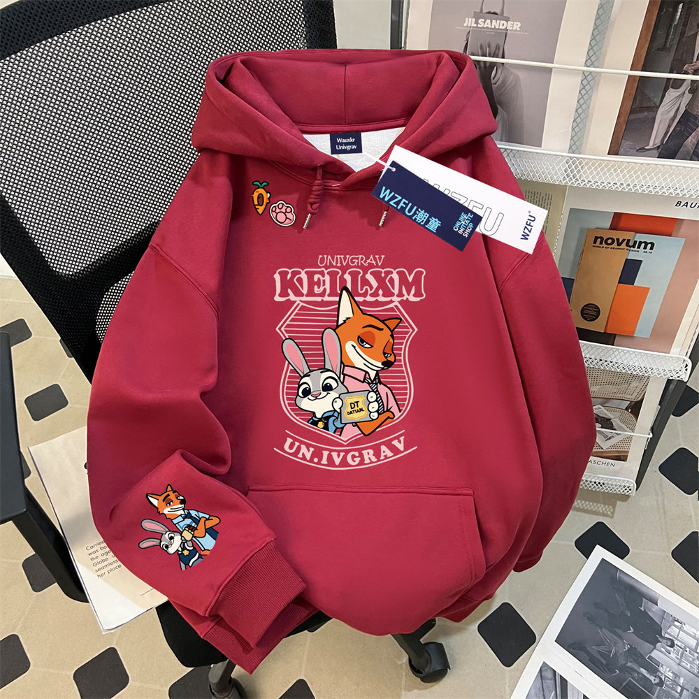 卡通朱迪尼克女童新年服加绒连帽卫衣仿刺绣初中生童装休闲风上衣