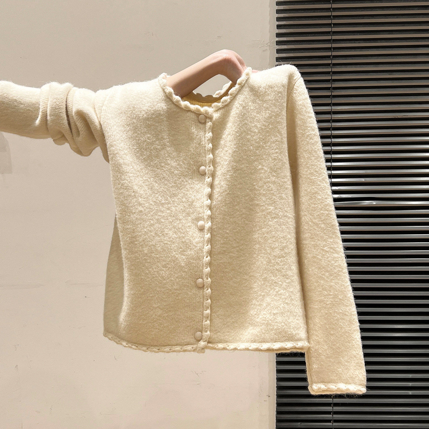 夏珍法式小香风纽扣加厚毛衣针织开衫女2025冬季新款软糯宽松外套,个性定制/设计服务/DIY,棉服工装,淘宝优惠券,粉丝福利购,淘宝优惠卷