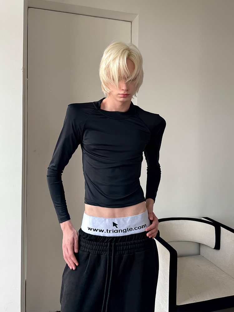 [DRKK]TRIANGLE PROJECT 23AW 超大垫肩廓形紧身弹力长袖打底男女