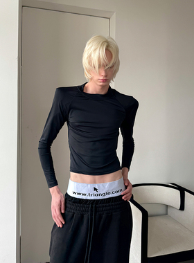 [DRKK]TRIANGLE PROJECT 23AW 超大垫肩廓形紧身弹力长袖打底男女