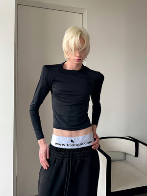[DRKK]TRIANGLE PROJECT 23AW 超大垫肩廓形紧身弹力长袖打底男女