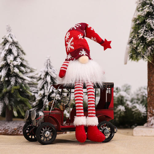Santaredglo-figuChstm