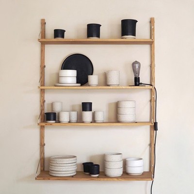 墙上置物架打孔实木隔板壁挂一字搁板收纳书架中古隔板展示架