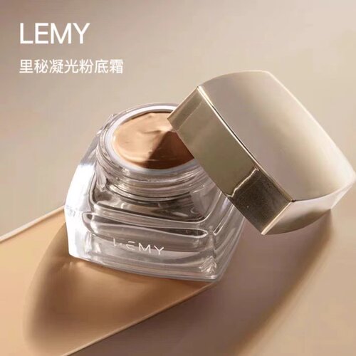 LEMY里秘凝光养肤粉底霜