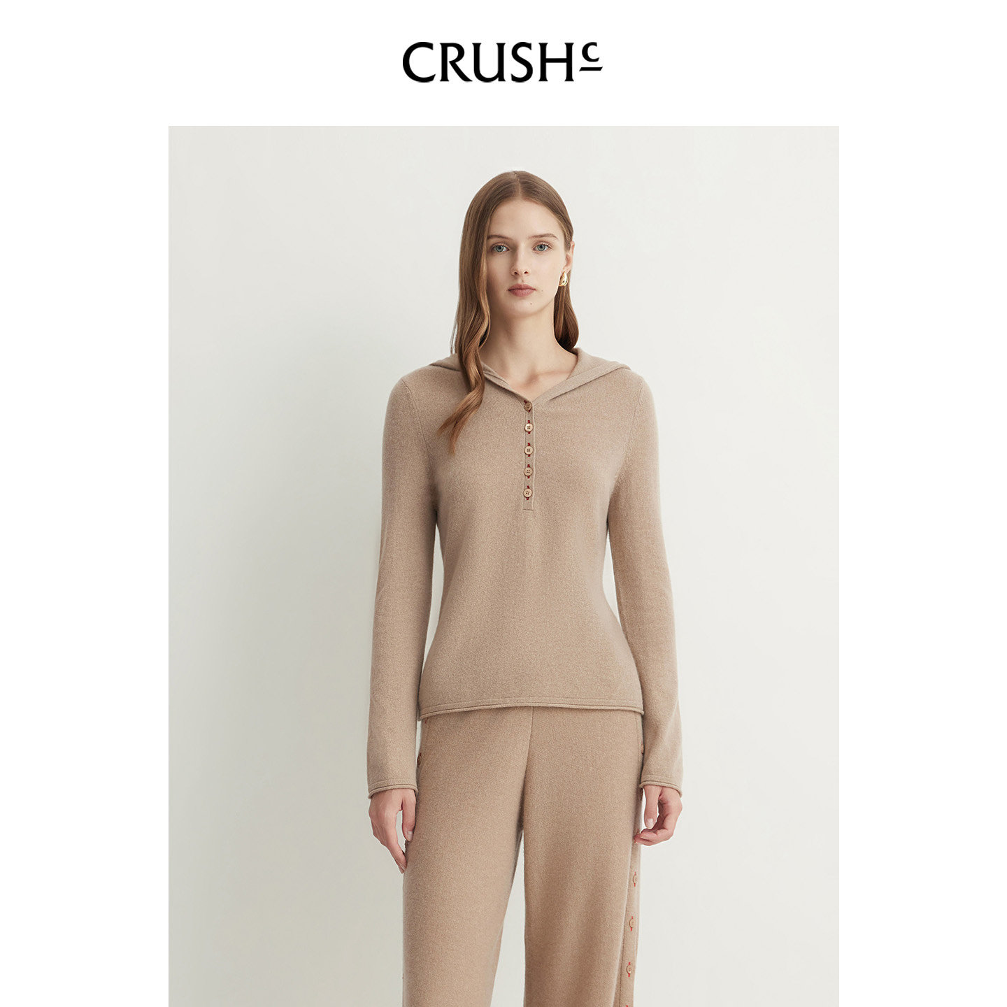 CRUSH Collection2026年秋冬新款老钱风绵羊毛休闲连帽上衣卫衣女