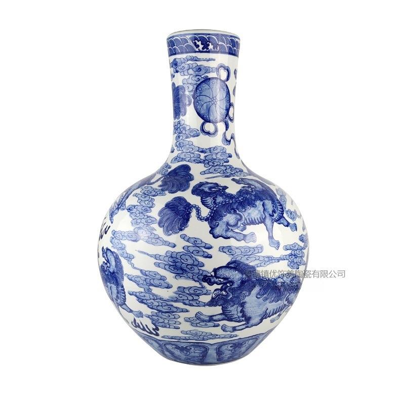 景德镇青花瑞兽天球瓶陶瓷器青花瓷花瓶中式客厅装饰品摆件可制定