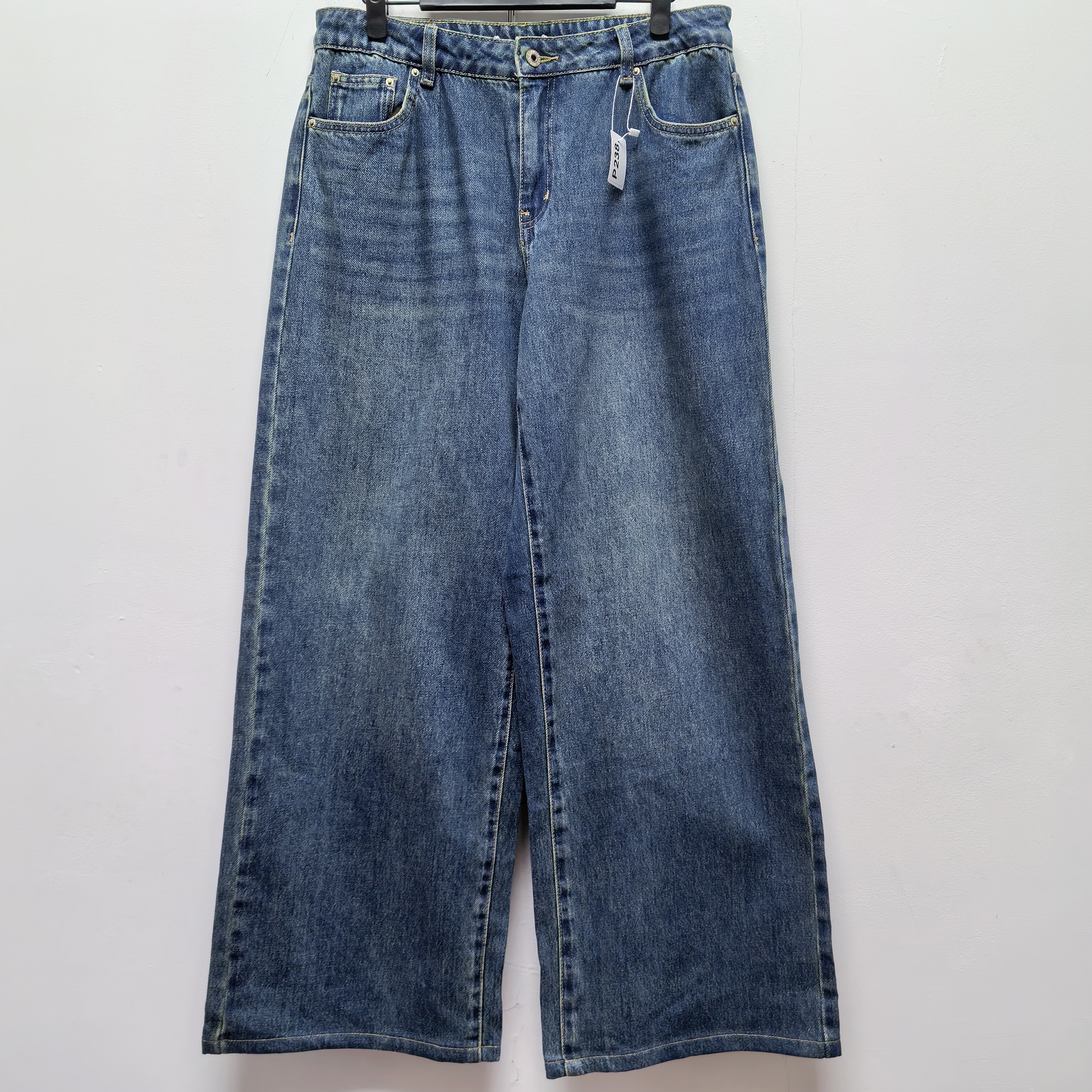 2025春季新款去标女装时尚百搭高腰弹力显瘦窄版直筒牛仔裤P238