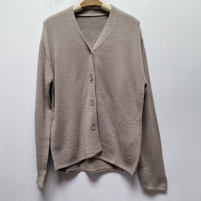 去标2026春秋新款复古文艺V领针织开衫女士羊驼毛蚕丝毛衣P637