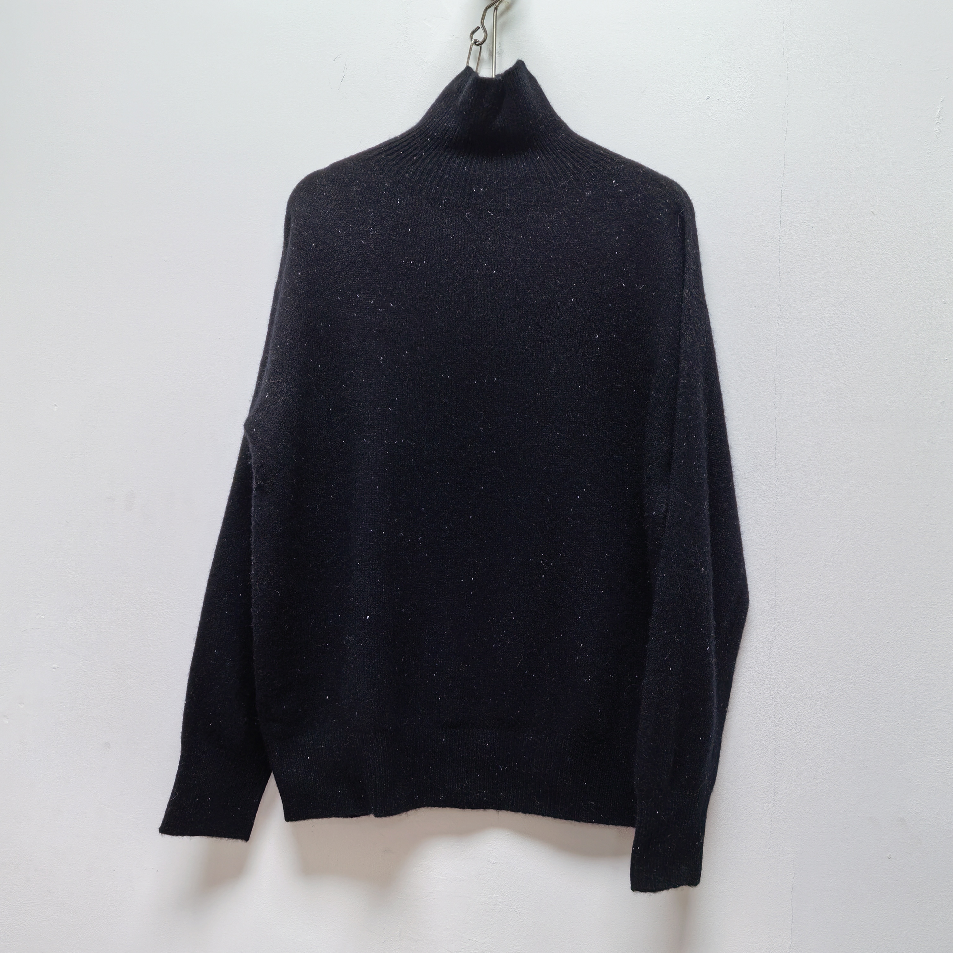 2025春秋新款时尚黑色显瘦高领针织衫女宽松显瘦百搭打底毛衣M436