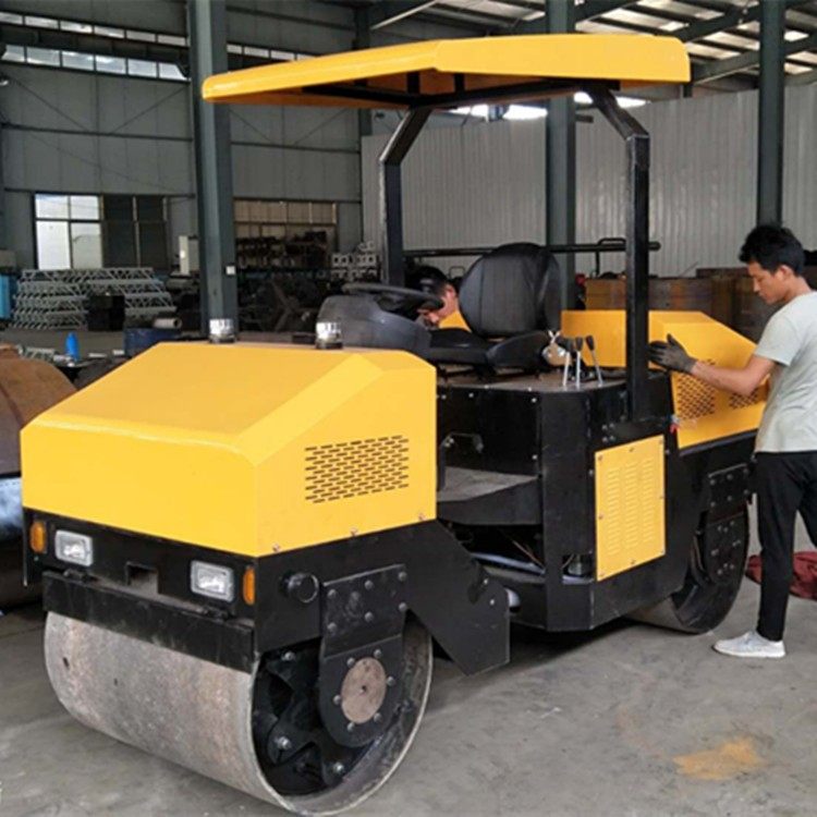 供应双钢轮座驾压路机 3吨柴油震动压路机 沥青路面压路机,五金/工具,压路机,淘宝优惠券,粉丝福利购,淘宝优惠卷