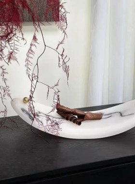 轻奢极简现代样板房水墨云纹几何摆件翘板样板间桌面托盘树脂摆件