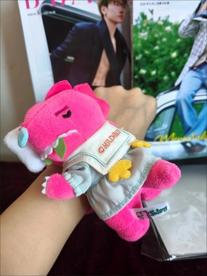 素龙娃衣周边挂件十万伏特演唱会素龙娃衣裙子10cm娃衣包邮