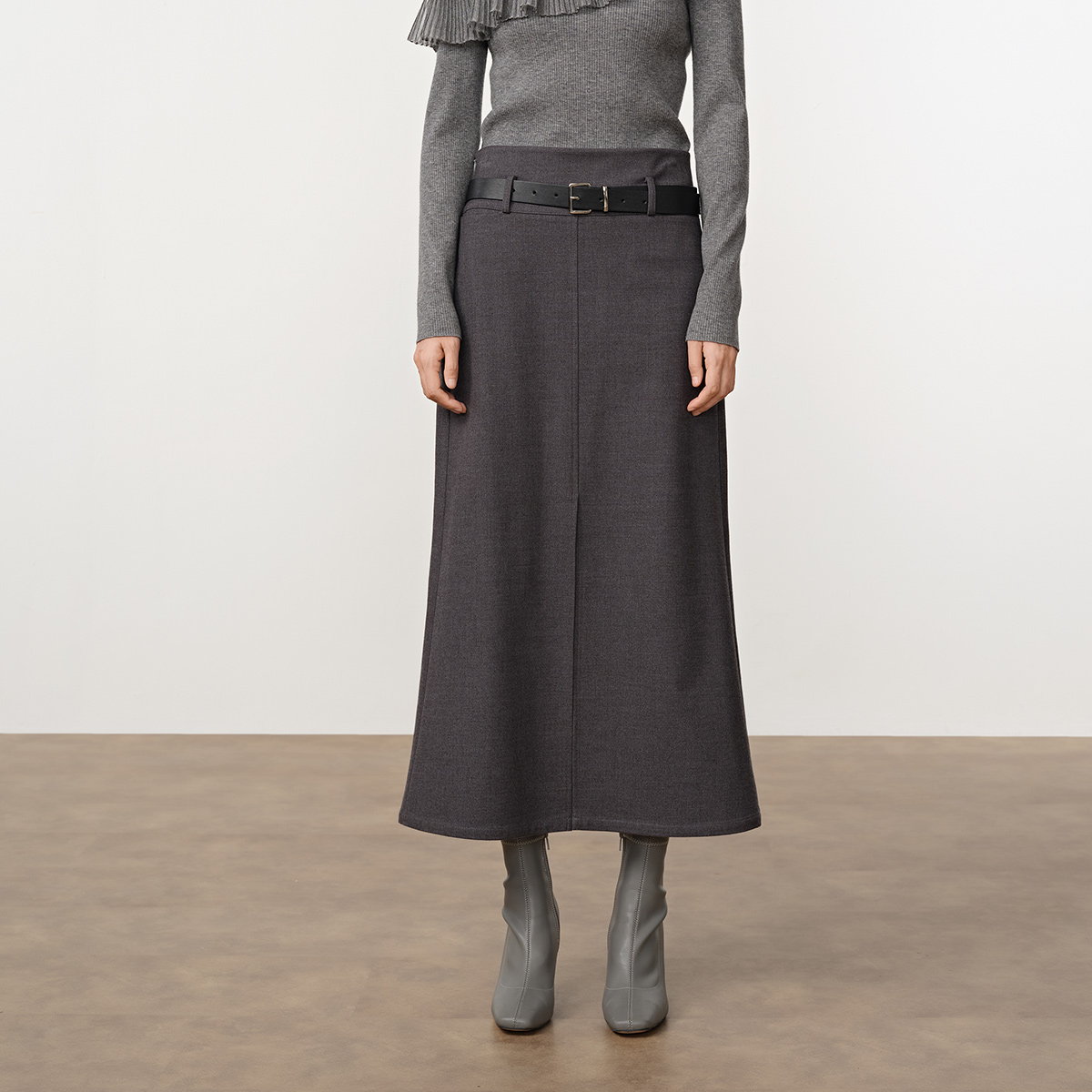 Dekashell/迪卡轩2025冬季新款女装气质显瘦开叉设计直筒半身裙