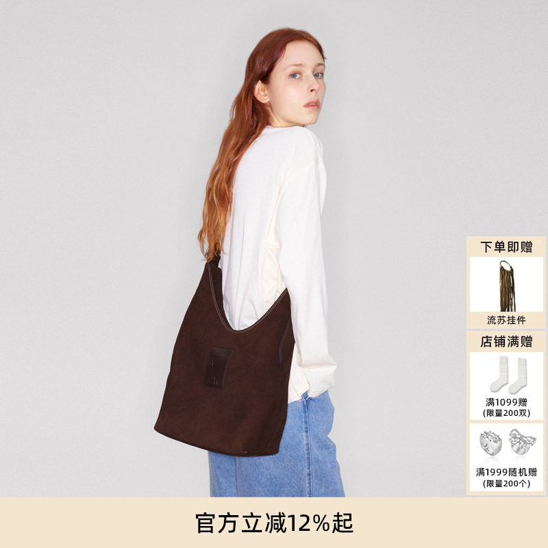 马君妍同款lost in echo秋冬新款通勤超大帆布牛皮单肩斜挎托特包,箱包皮具/热销女包/男包,托特包,淘宝优惠券,粉丝福利购,淘宝优惠卷