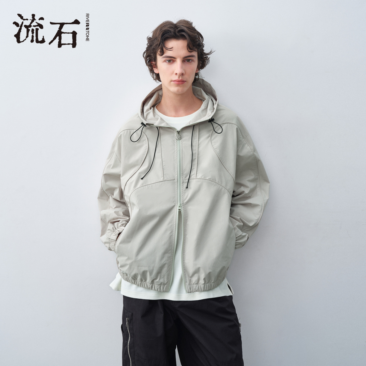 流石男装拼接连帽复古运动夹克2025年秋季男款纯色个性时尚外套潮