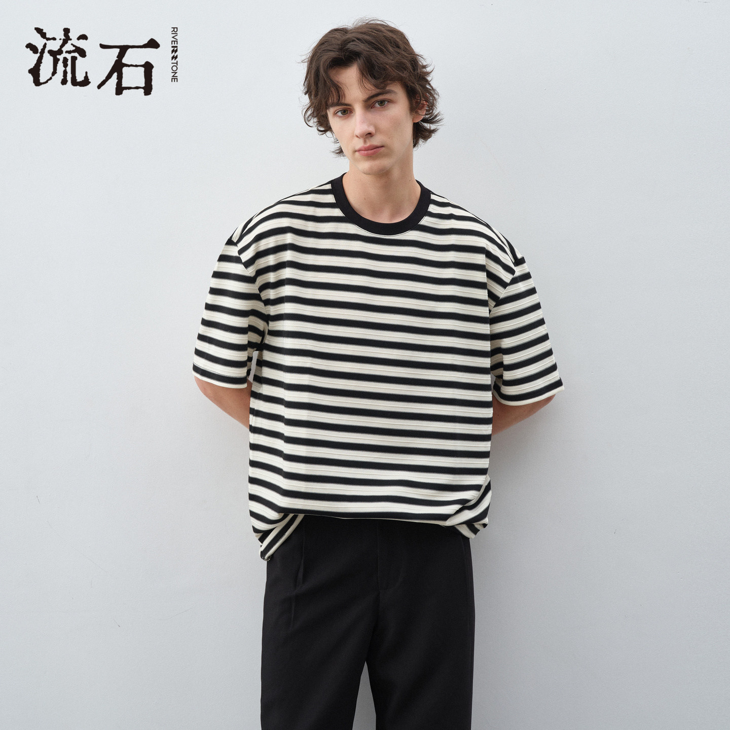 流石男装经典重磅时尚短袖T恤2026年夏季新款男生黑白条纹上衣潮