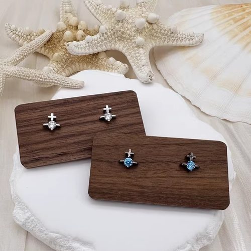 时尚个性 十字线环锆石土星耳钉--A8350