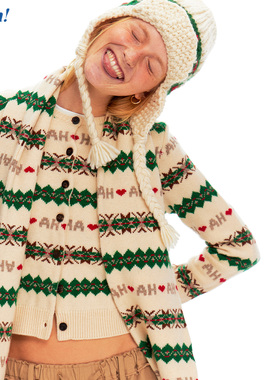 Ahhh 羊毛费尔岛字母圆领修身长袖针织开衫外套围巾帽子新年套装
