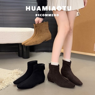 断码特价巨好看的尖头低跟3cm瘦瘦小短靴女新款绒面平底时装踝靴