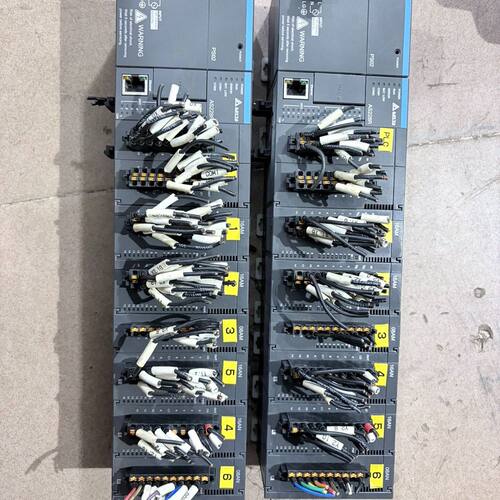 台达PLC一套 AS228R主机+PS02电源 带16AM、