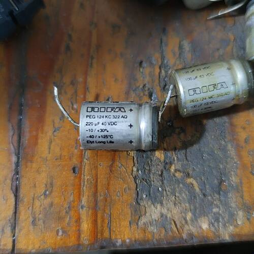 RIFA PEG124 220μF 40VDC电容瑞典RIF