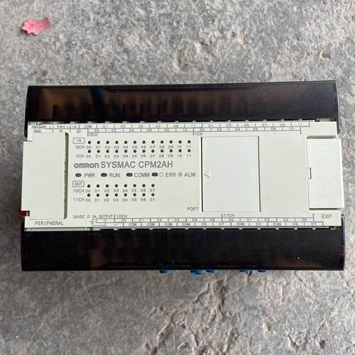PLC控制器 CPM2AH-40CDR-A 实物图