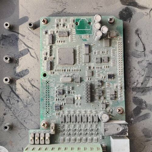 易能变频器EN500/EN600主板控制板CPU板 网口掉了