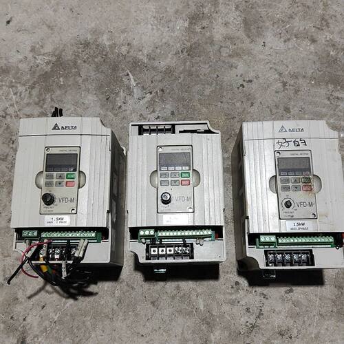 VFD015M43B台达变频器 功率1.5kw 成色如图所示