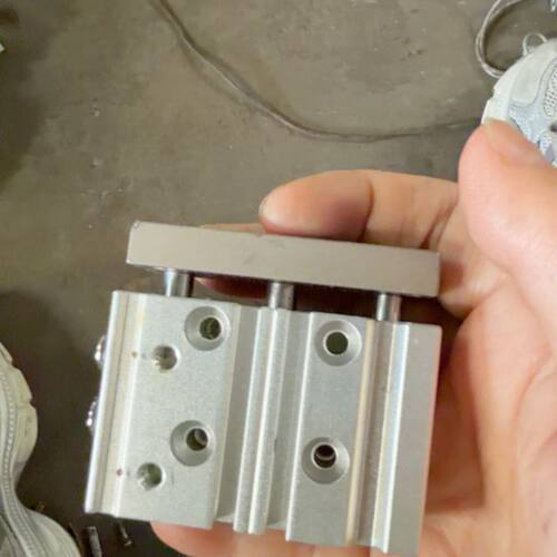 三杆气缸 TCL12X10S
