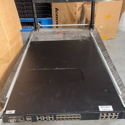 McAfee NS5200防火墙设备 9成新 机器功能完好