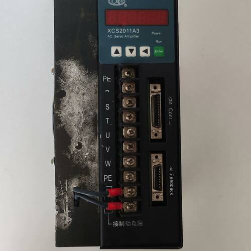 迅成伺服驱动器 XCS2011A3   成色
