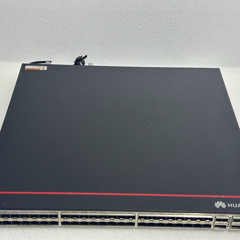CE6820-48S6CQ   万兆交换机  双电源 测